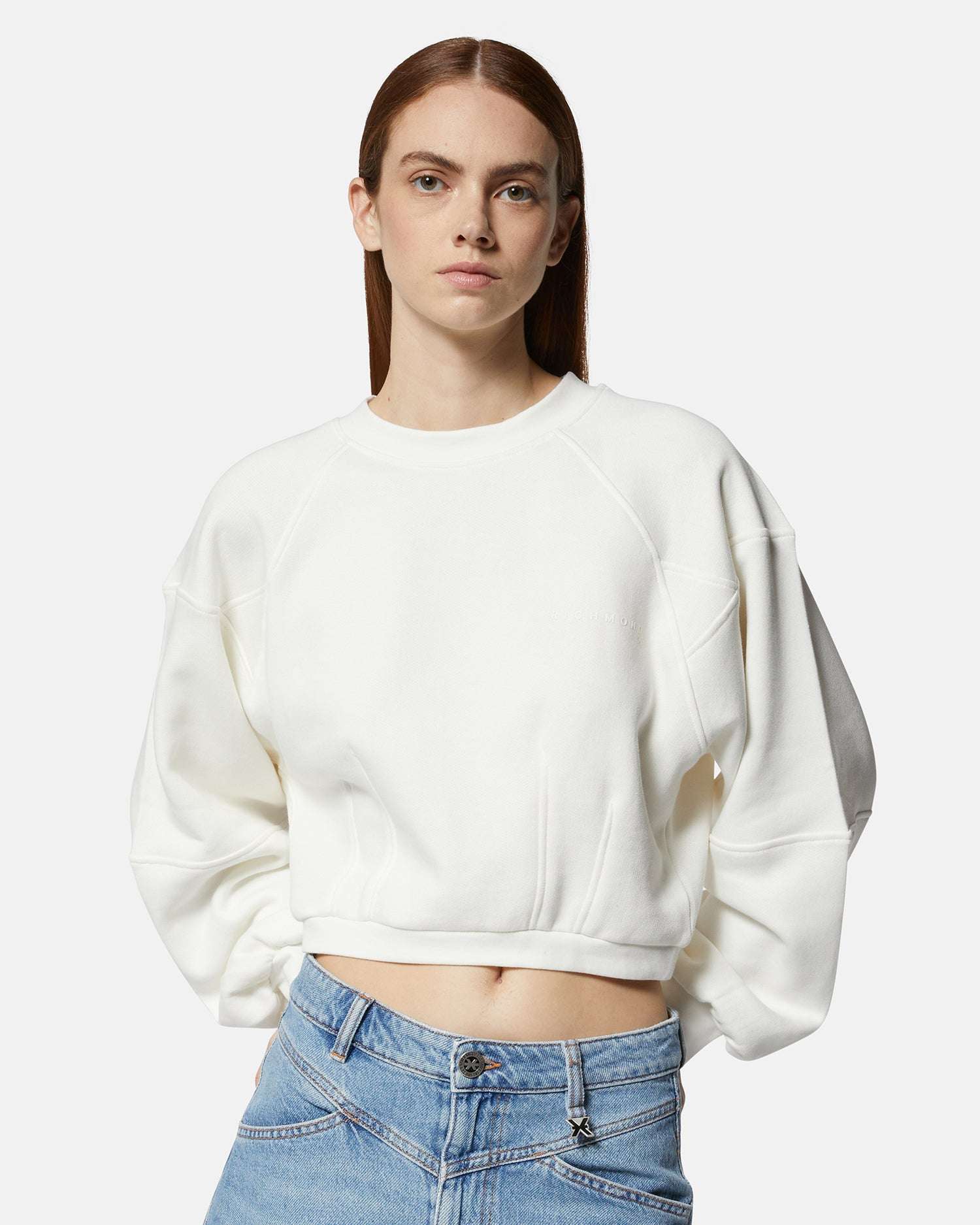 Felpa cropped bianca con maniche oversize - Image 4