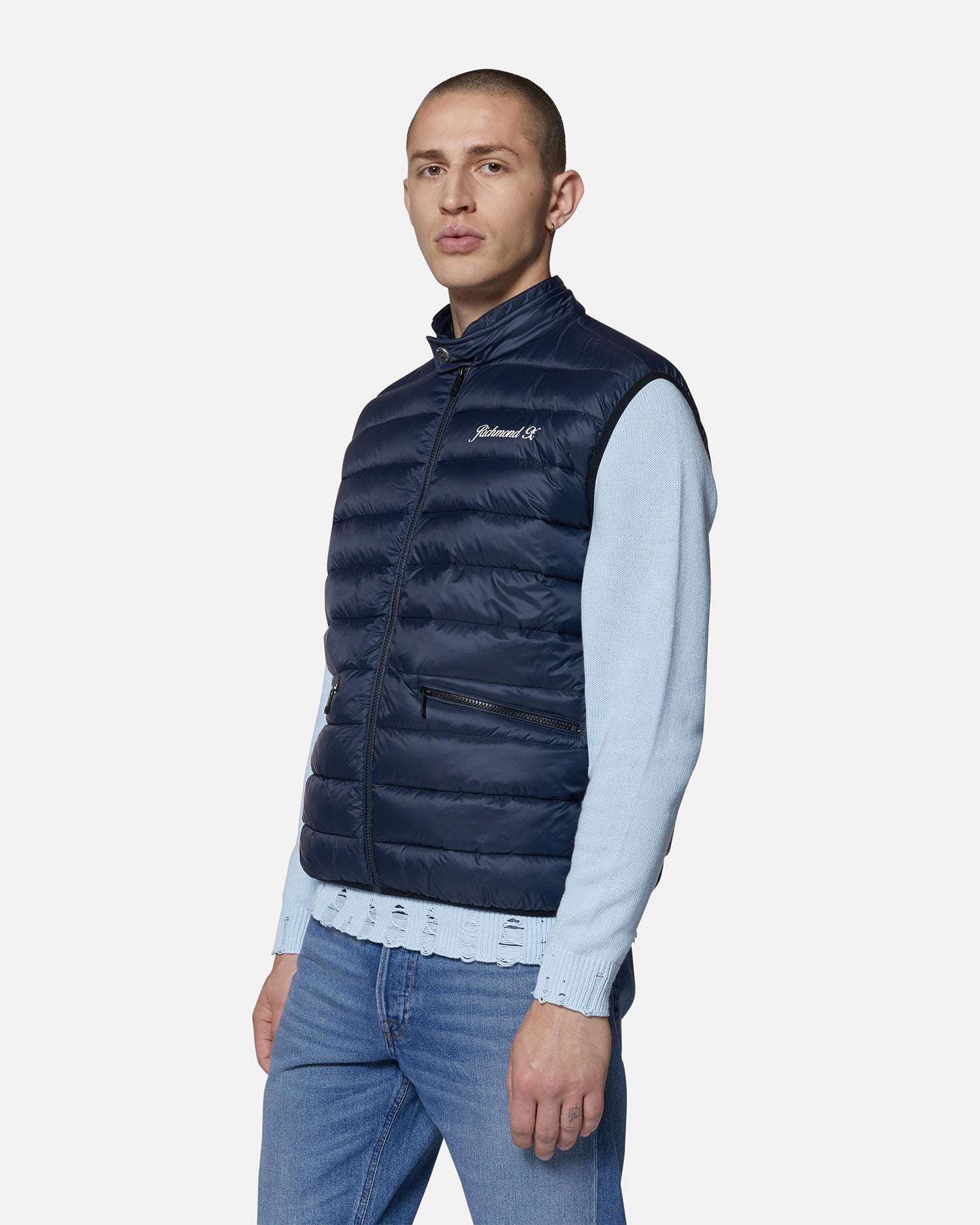 Gilet imbottito con chiusura a zip e dettagli funzionali