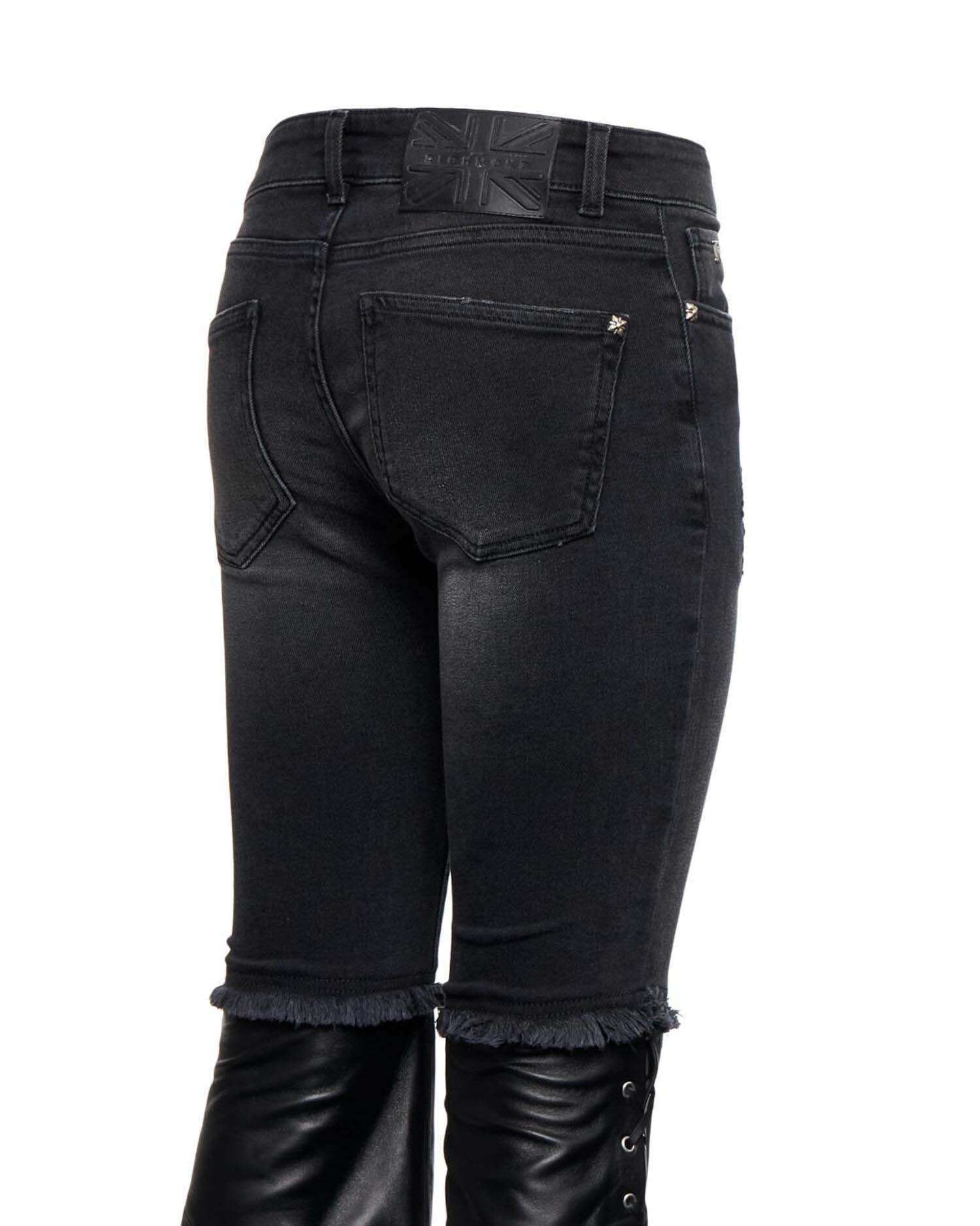 Pantalone Svasato con Design Ibrido - Image 4